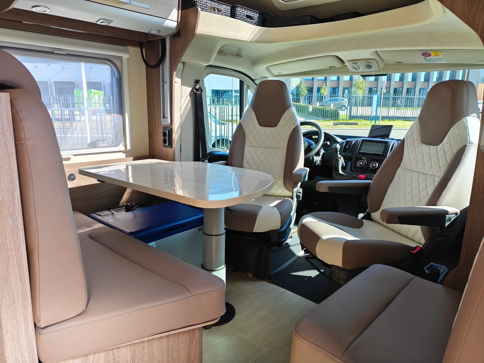 Bekleding van zitplaatsen in een camper