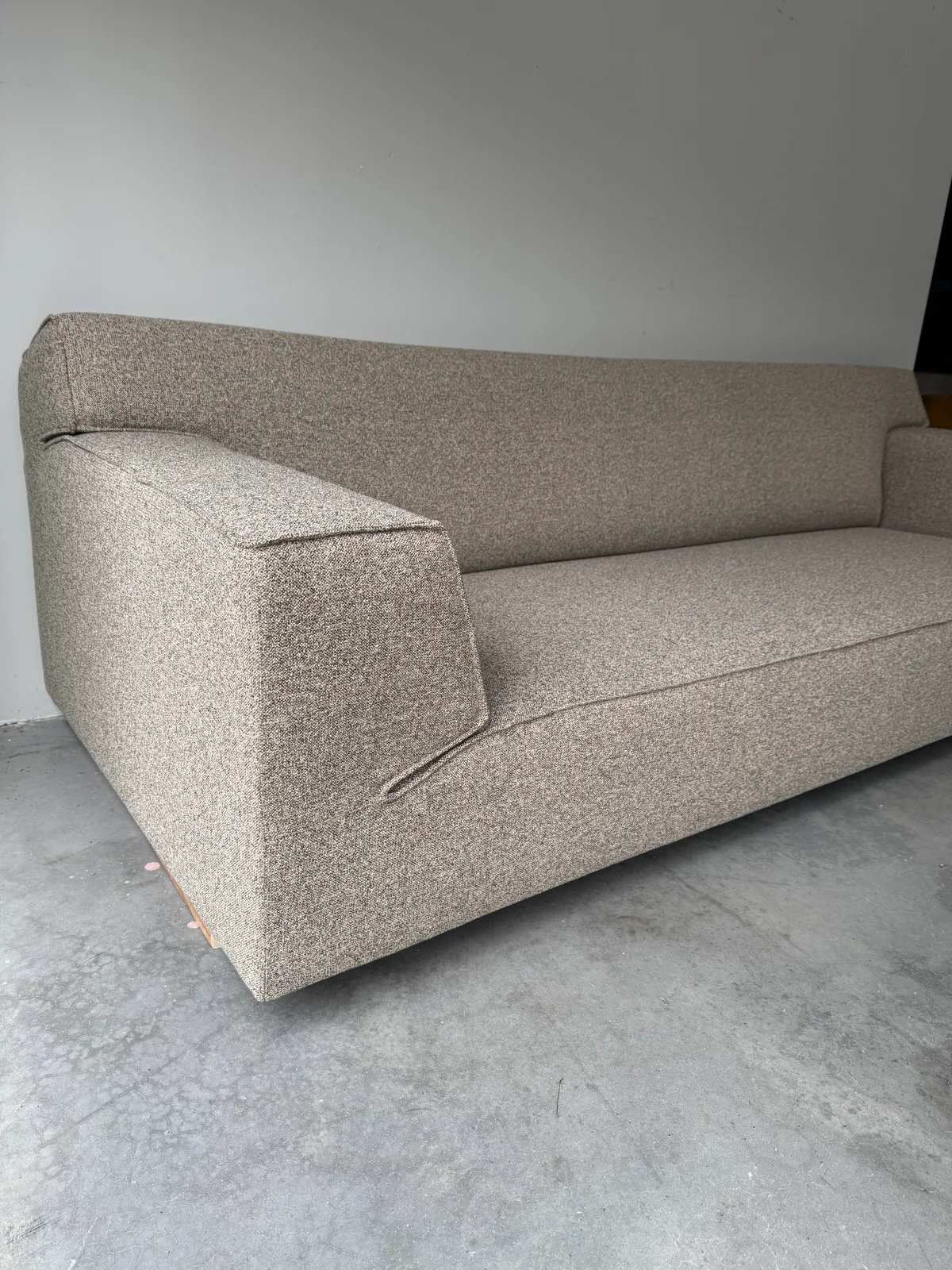 Gestoffeerd meubel uit het portfolio van HARPA